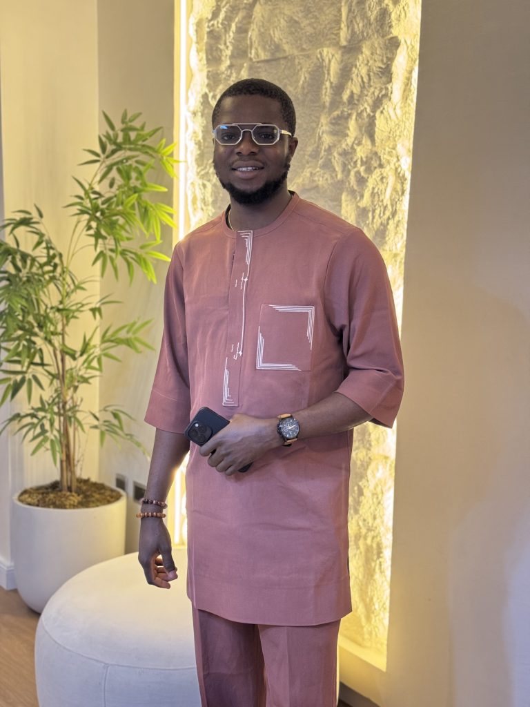 2MwiLmh2Ey7N-IMG_7168