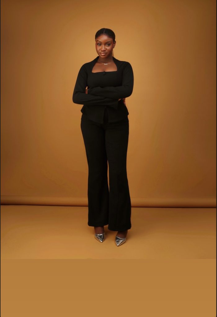 PEvexfmwAAiX-IMG_0939