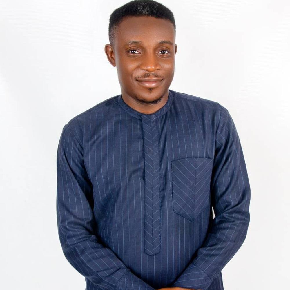 ey65RRe0xCmh-EMMANUEL-OLOYEDE-2