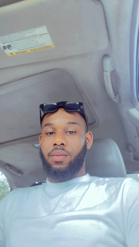 tX6F4VS0QoAx-IMG_3386